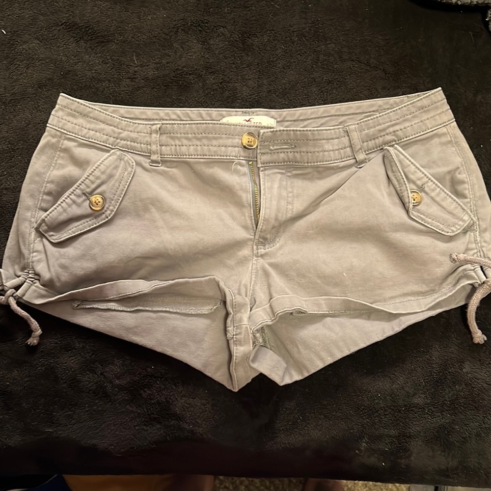 Short shorts size 7 grey
